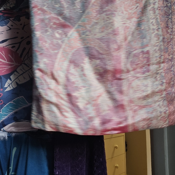 Paisley Patterned Scarf with Fringe - Picture 2 of 2